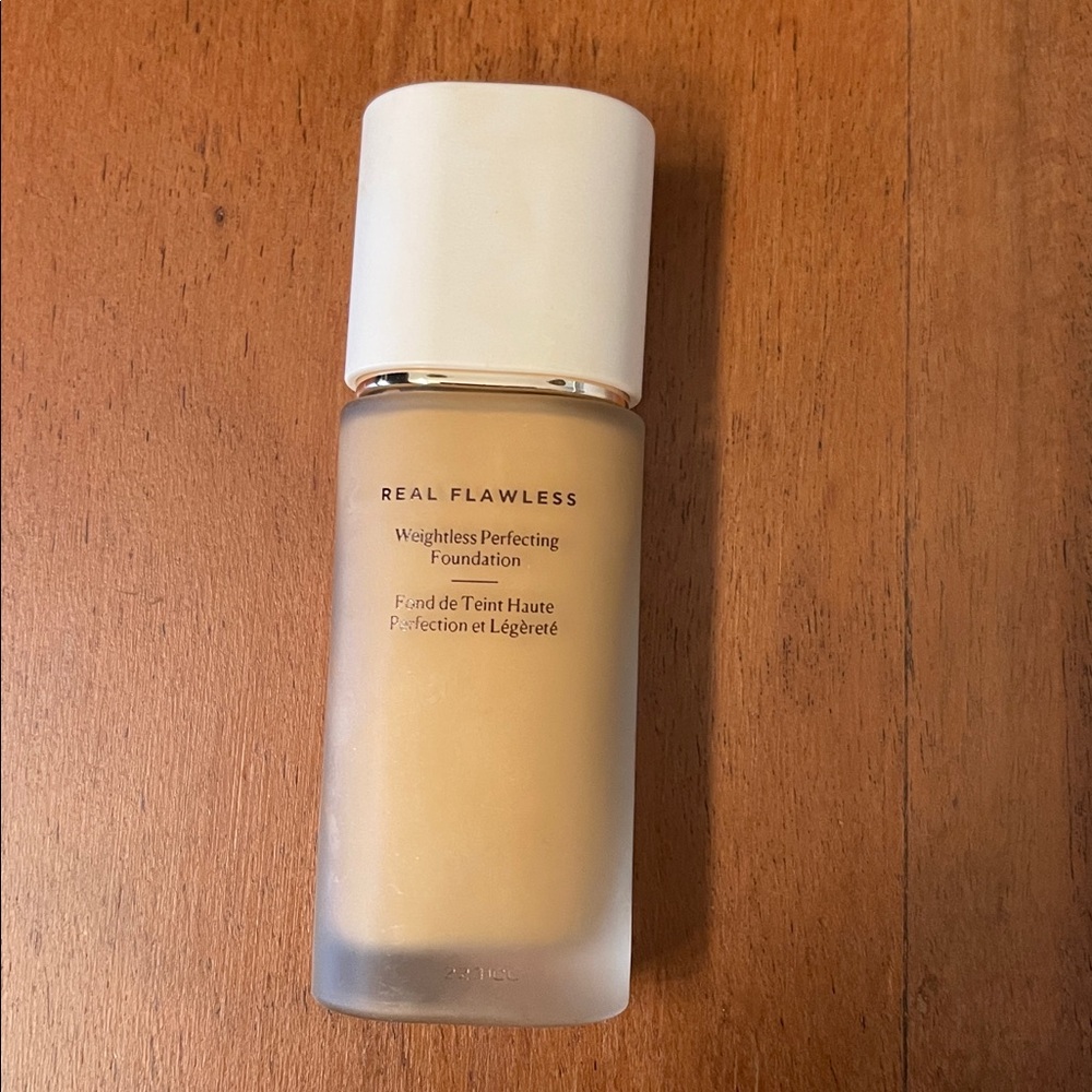 Laura Mercier Real Flawless Weightless Perfecting Waterproof Foundation4W1Suntan